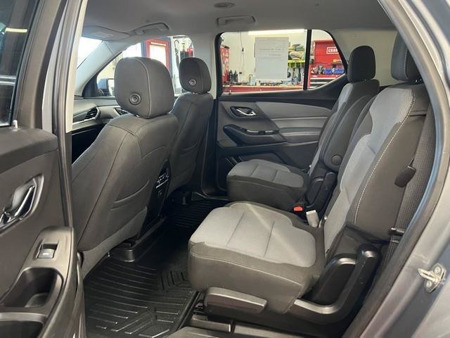 Used 2019 Chevrolet Traverse LT w/ LPO, Floor Liner Package AWD/4WD image 8