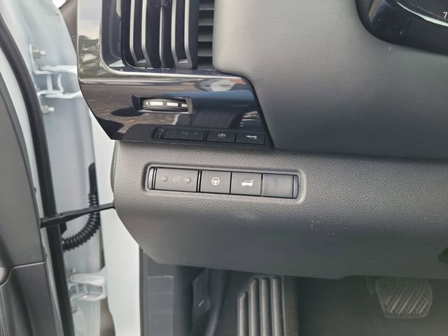 New 2026 Nissan Pathfinder SV image 10