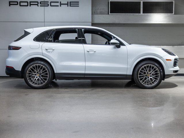 Certified 2023 Porsche Cayenne Platinum Edition w/ Premium Package Plus image 9