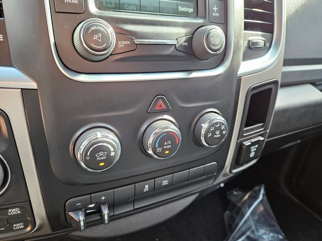 Used 2019 RAM 1500 Classic SLT w/ Protection Group AWD/4WD image 25