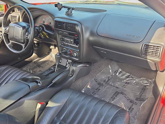 Used 2001 Chevrolet Camaro Z28 w/ SS Performance/Appearance Pkg RWD image 19