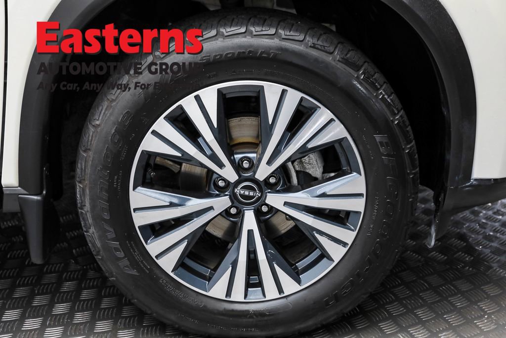 Used 2022 Nissan Rogue SV image 30