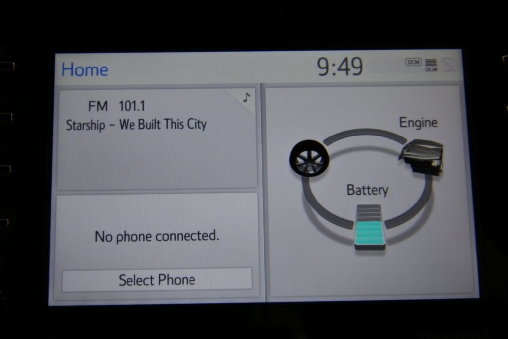 Used 2022 Toyota Camry LE image 13