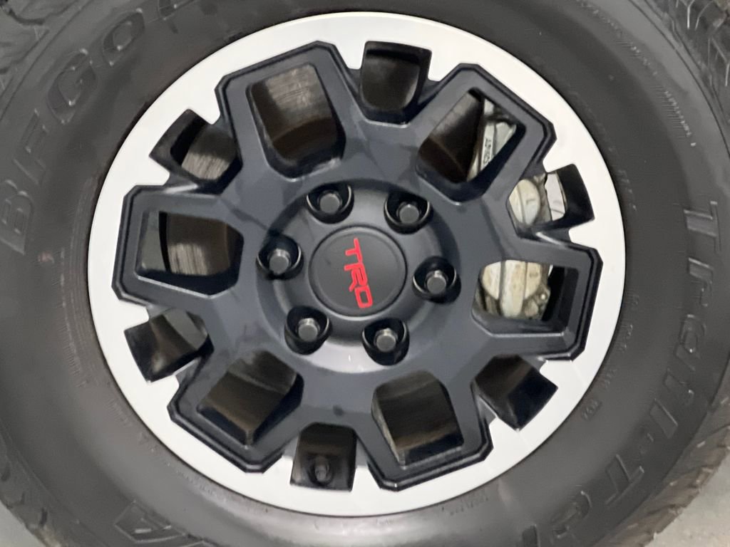 Used 2024 Toyota Tacoma TRD Off-Road AWD/4WD image 53