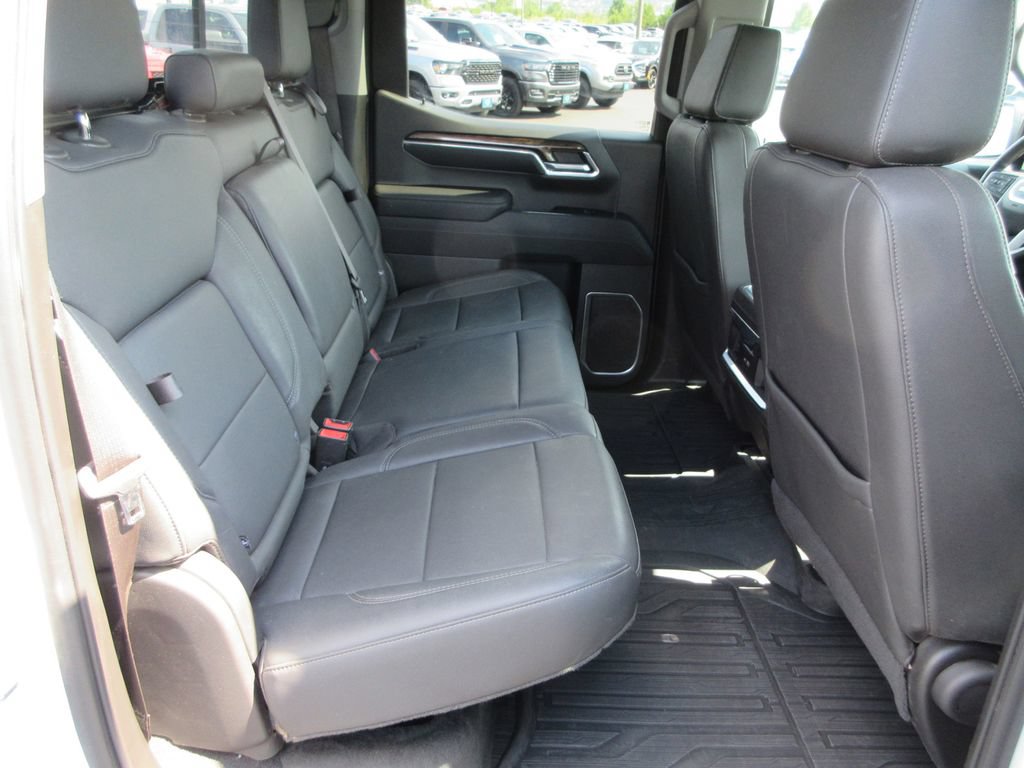 Used 2023 GMC Sierra 1500 Elevation w/ Elevation Premium Package AWD/4WD image 21