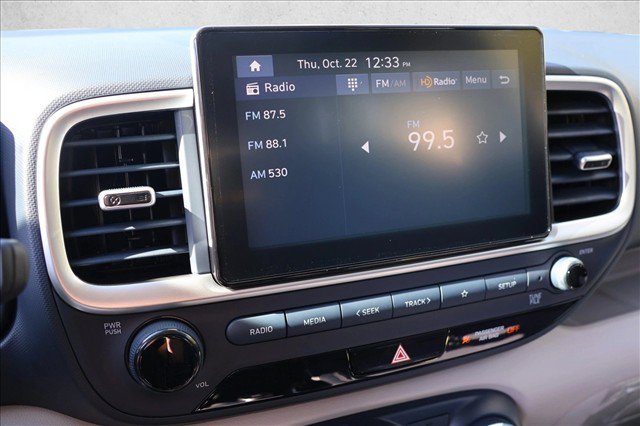 New 2026 Hyundai Venue SEL FWD image 17