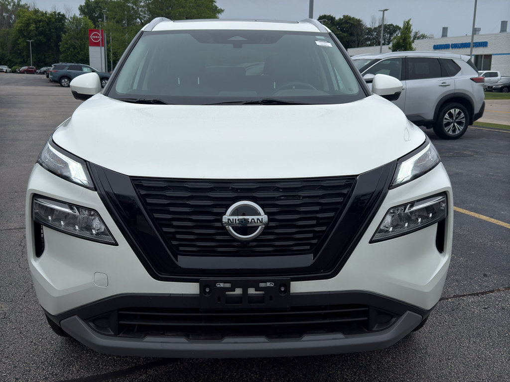 Certified 2021 Nissan Rogue SV w/ Premium Package AWD/4WD image 3