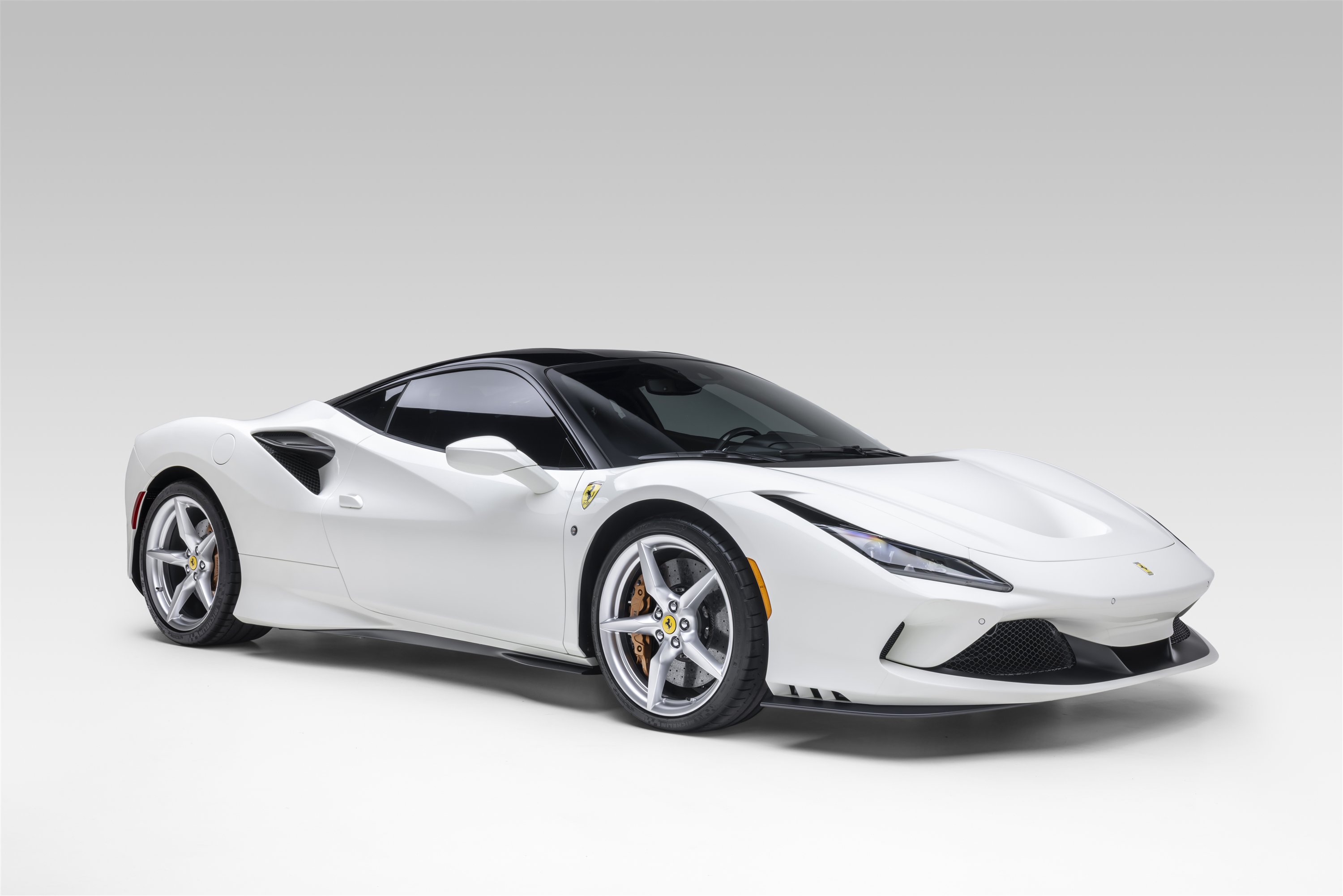 Certified 2022 Ferrari F8 Tributo RWD image 13