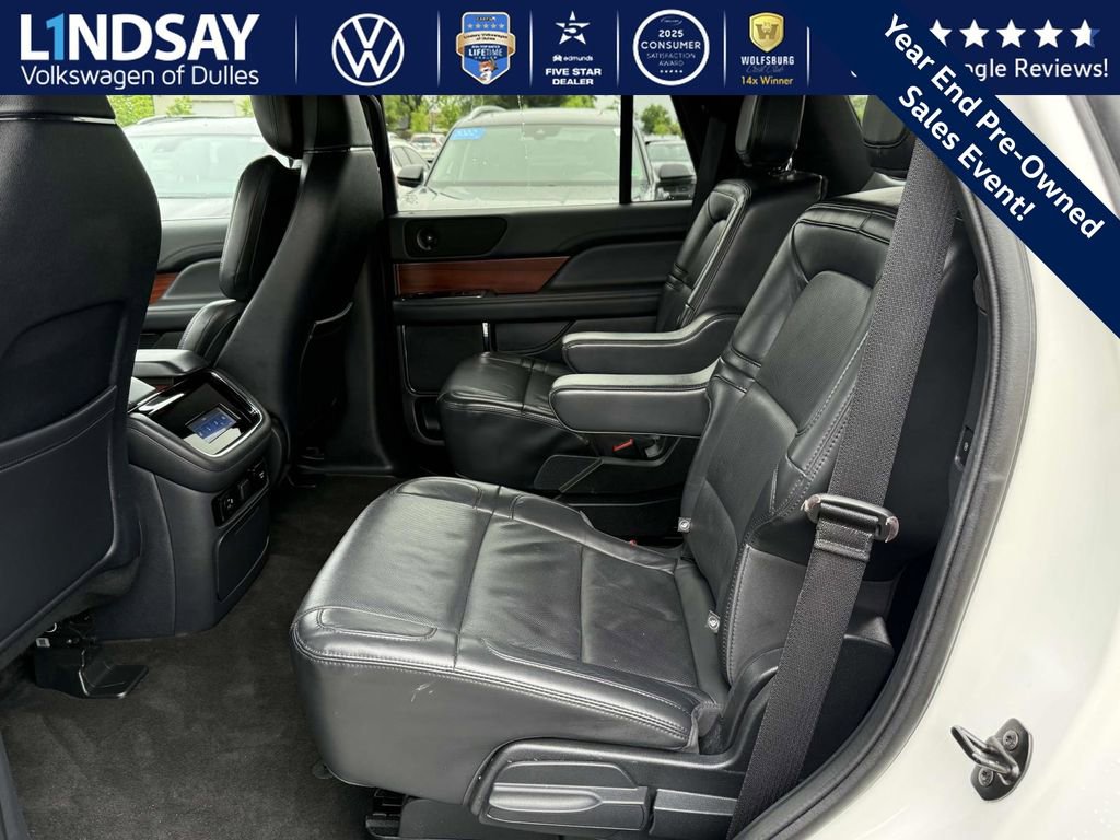 Used 2022 Lincoln Navigator Reserve image 15