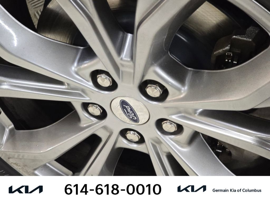 Used 2022 Ford Explorer XLT w/ Equipment Group 202A image 13