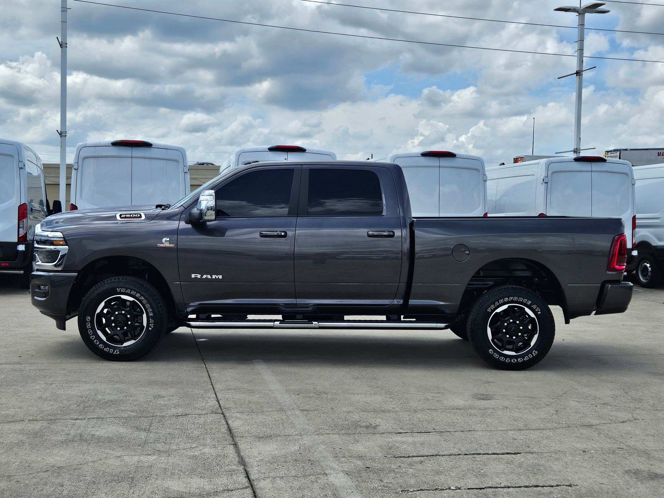 Used 2025 RAM 2500 Laramie image 7