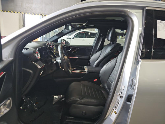 Used 2023 Mercedes-Benz GLC 300 4MATIC w/ AMG Line image 3