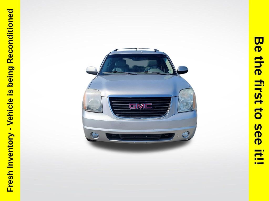 Used 2010 GMC Yukon SLT w/ SLT-2 Equipment Package AWD/4WD image 8
