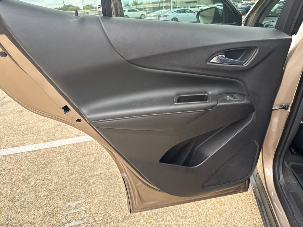 Used 2018 Chevrolet Equinox Premier image 25