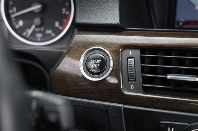 Used 2013 BMW 335i Convertible RWD image 32