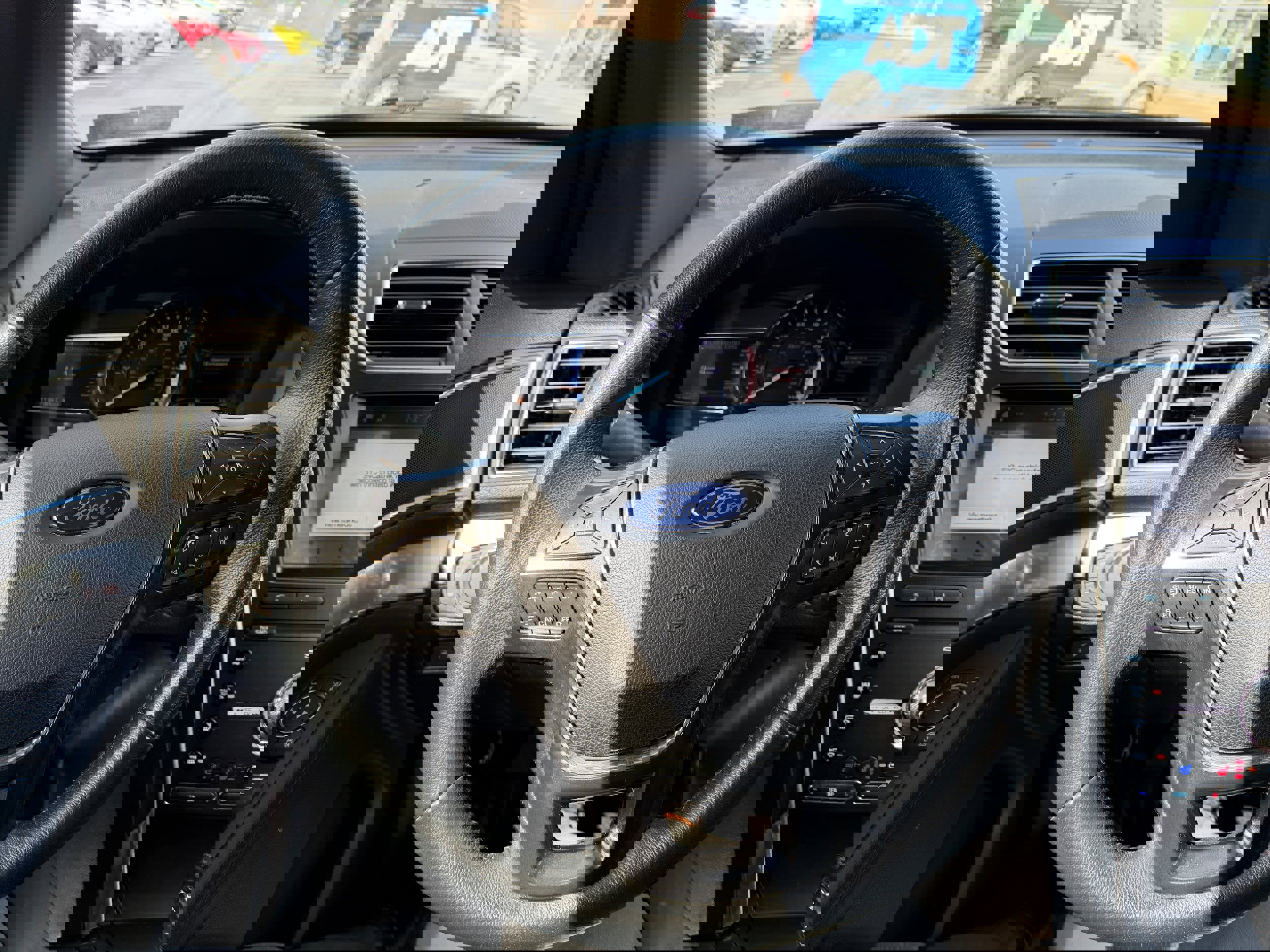 Used 2019 Ford Explorer Limited w/ Class III Trailer Tow Package image 26