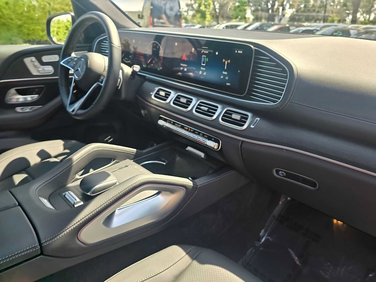 Used 2026 Mercedes-Benz GLS 450 4MATIC image 12