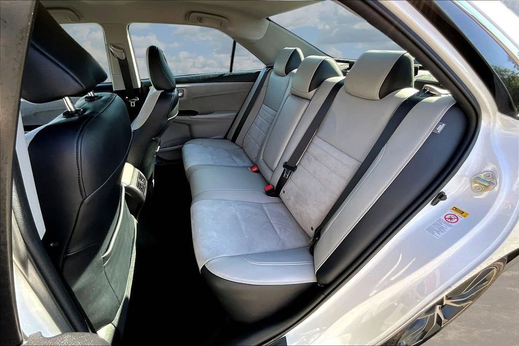 Used 2017 Toyota Camry XSE FWD image 24