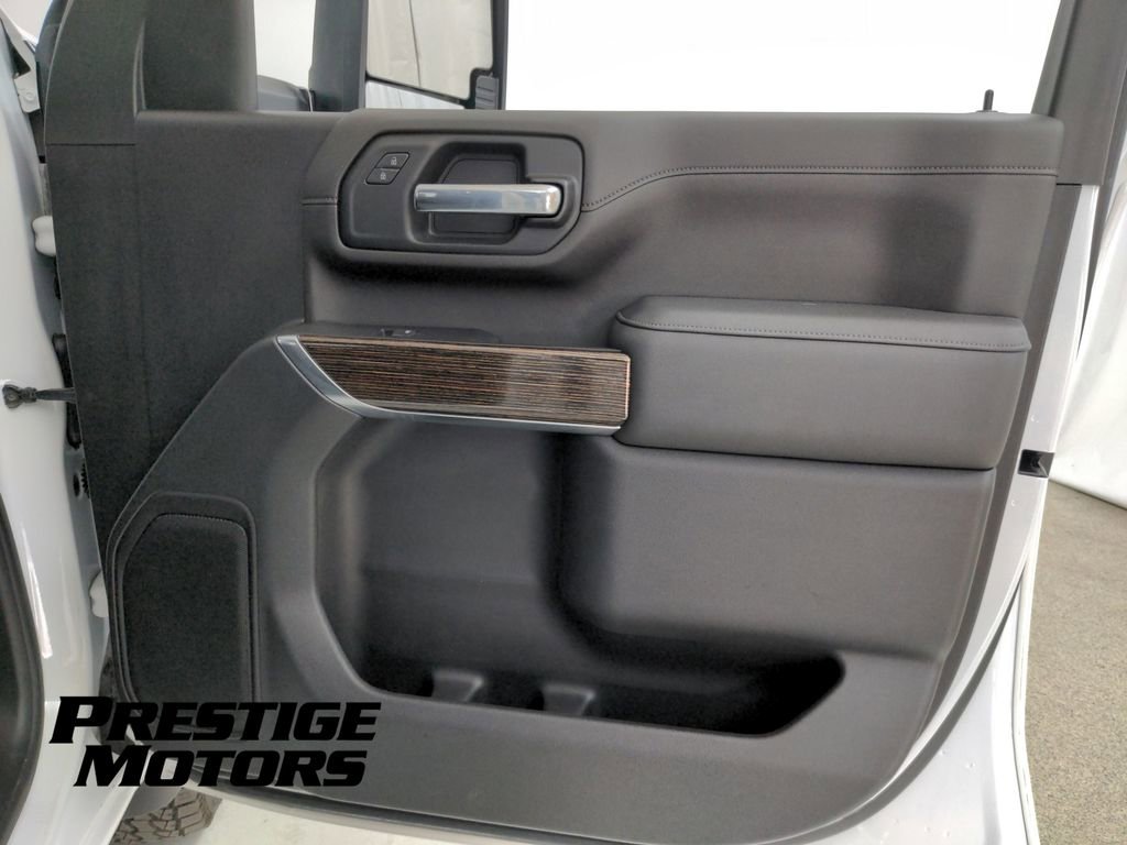 Used 2022 GMC Sierra 3500 SLE w/ SLE Convenience Package AWD/4WD image 30