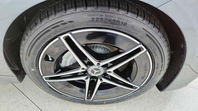 Used 2024 Mercedes-Benz C 300 4MATIC Sedan w/ Pinnacle Trim Package image 58