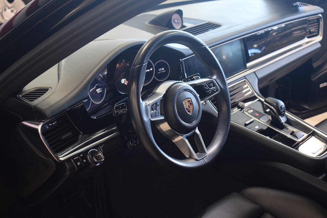 Used 2018 Porsche Panamera 4 AWD/4WD image 11