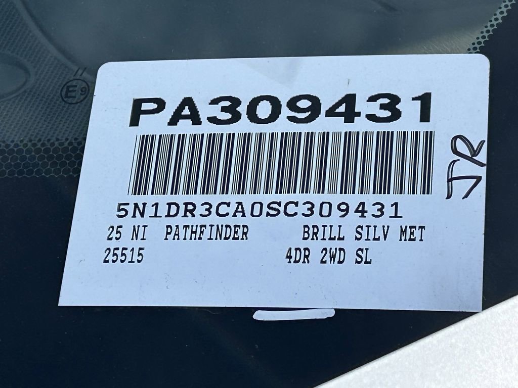 New 2025 Nissan Pathfinder SL image 22