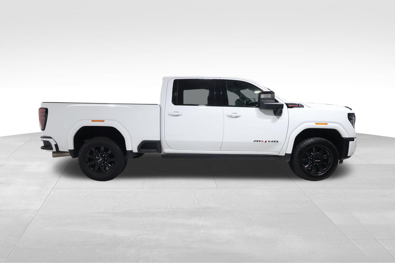 Used 2025 GMC Sierra 2500 AT4 w/ AT4 Premium Plus Package AWD/4WD image 5