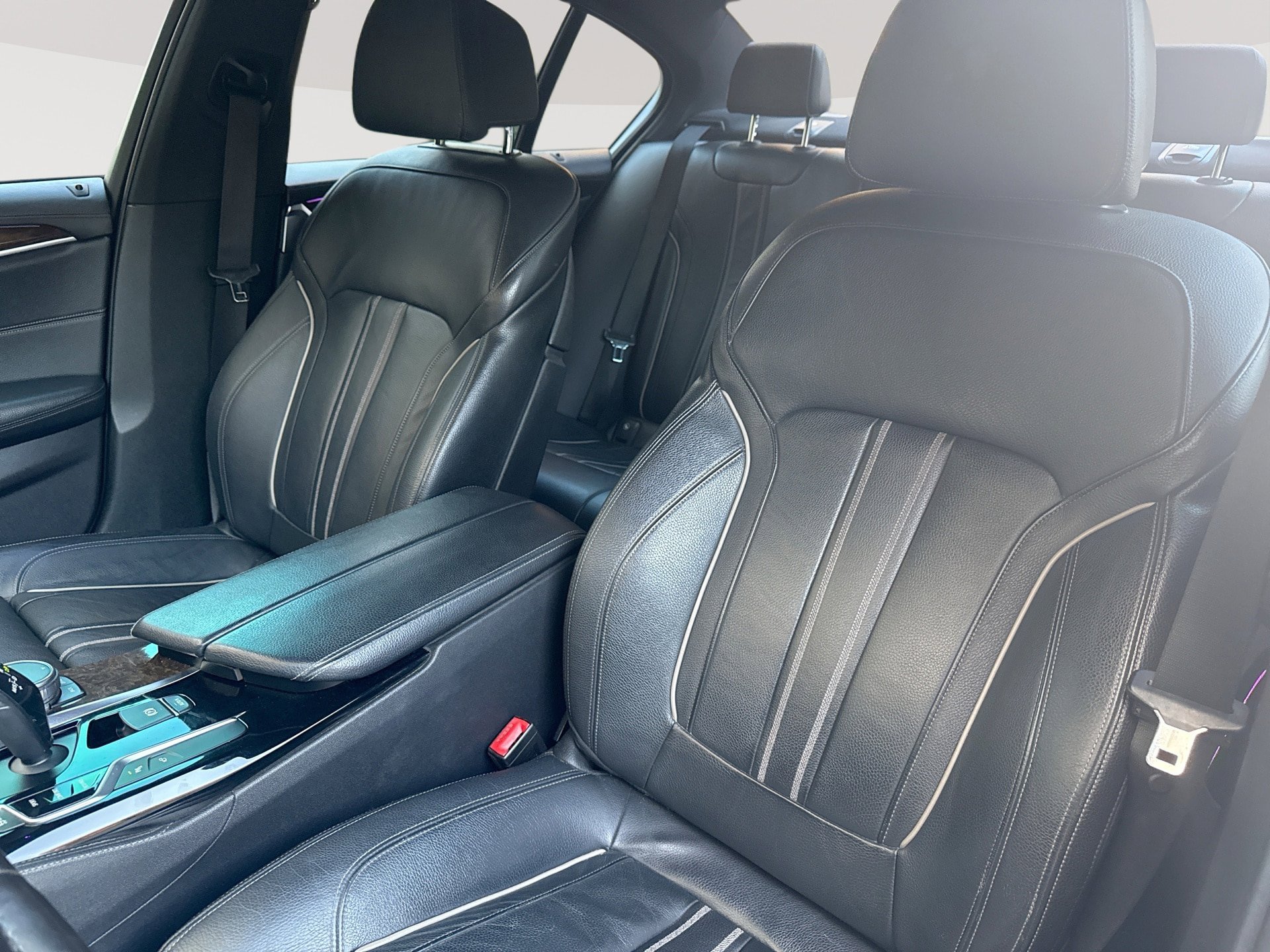 Used 2018 BMW 540i xDrive w/ M Sport Package AWD/4WD image 13