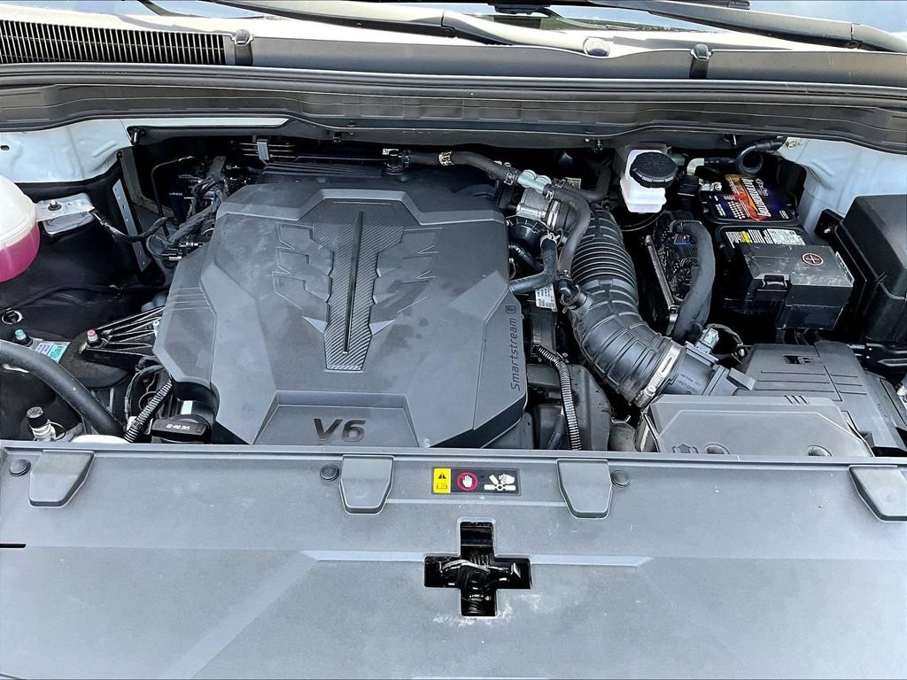 Used 2023 Kia Carnival EX FWD image 32
