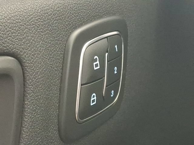 Used 2023 Ford Escape Platinum AWD/4WD image 24