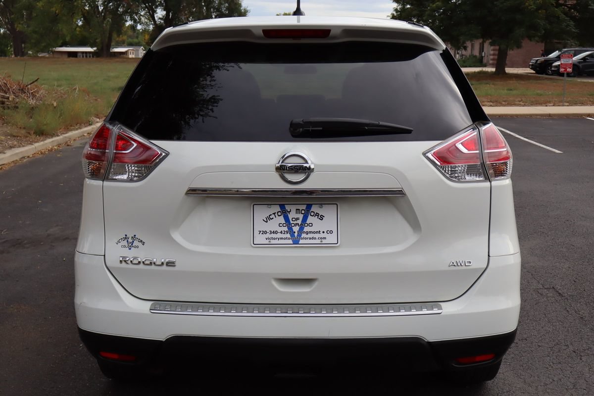 Used 2016 Nissan Rogue S w/ S Family Package AWD/4WD image 6
