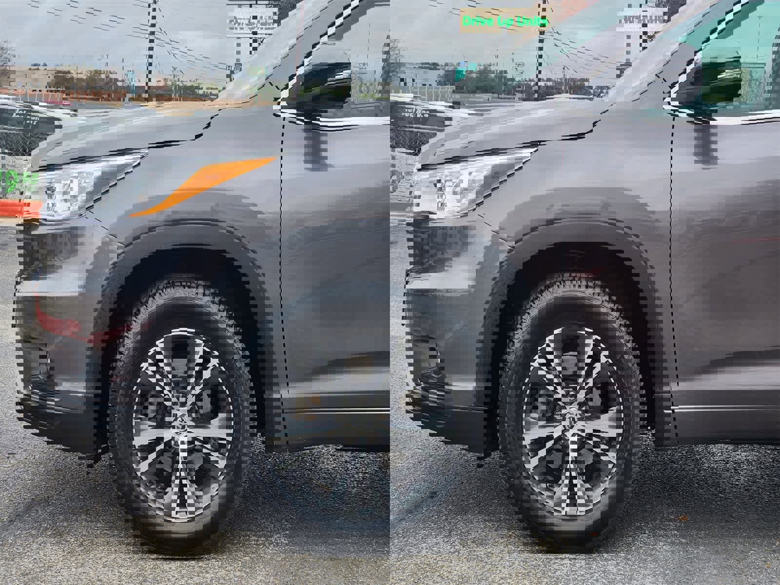 Used 2016 Toyota Highlander XLE image 8