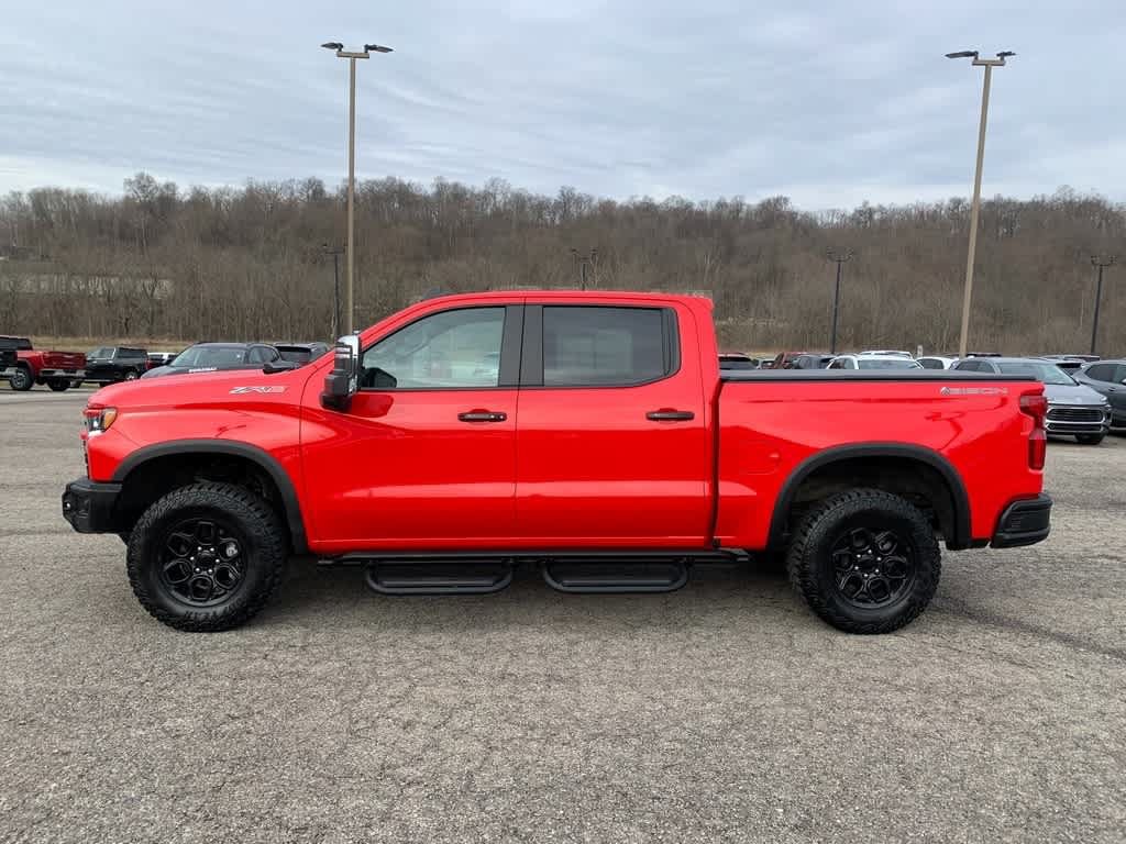 Used 2024 Chevrolet Silverado 1500 ZR2 w/ ZR2 Bison Edition AWD/4WD image 2