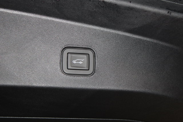 New 2027 Cadillac Lyriq Luxury AWD/4WD image 35