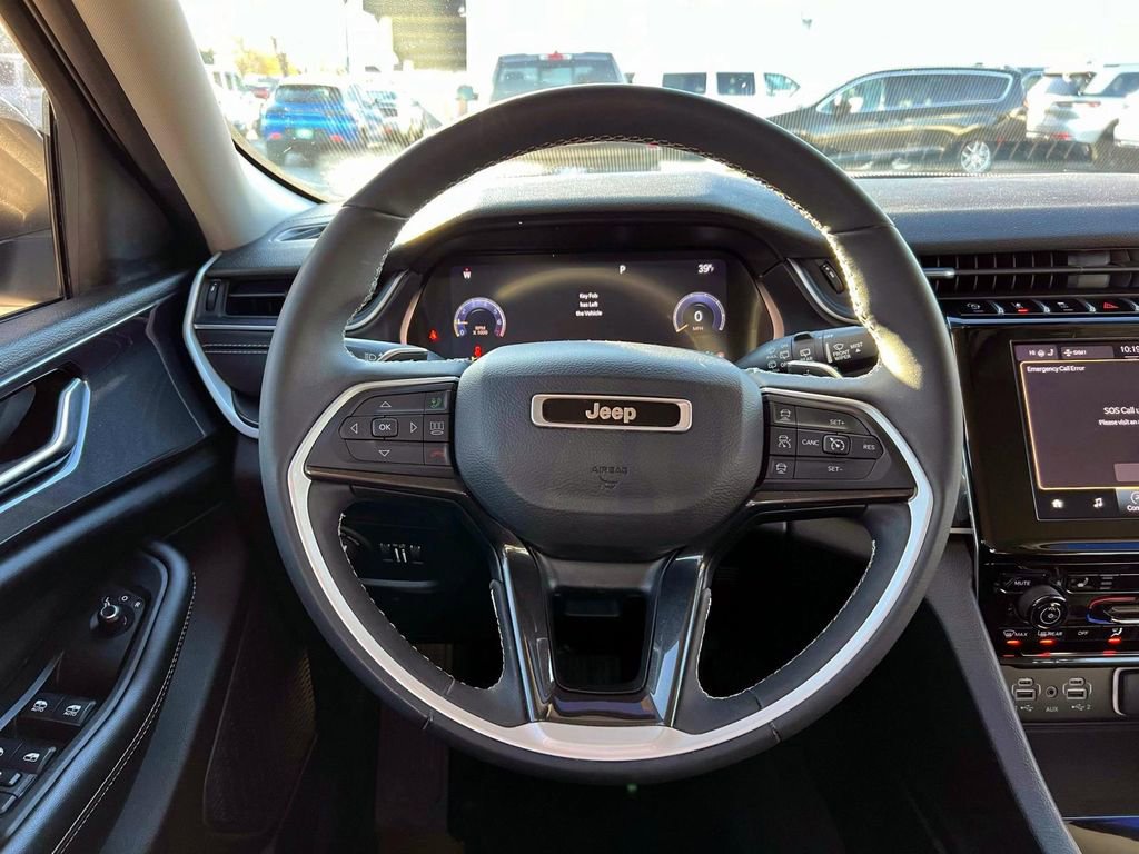 Certified 2023 Jeep Grand Cherokee Laredo w/ Luxury Tech Group I image 14