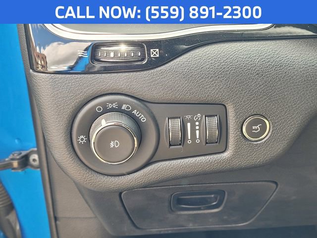 Used 2023 Jeep Cherokee Altitude Lux w/ Lux Elite Package AWD/4WD image 25