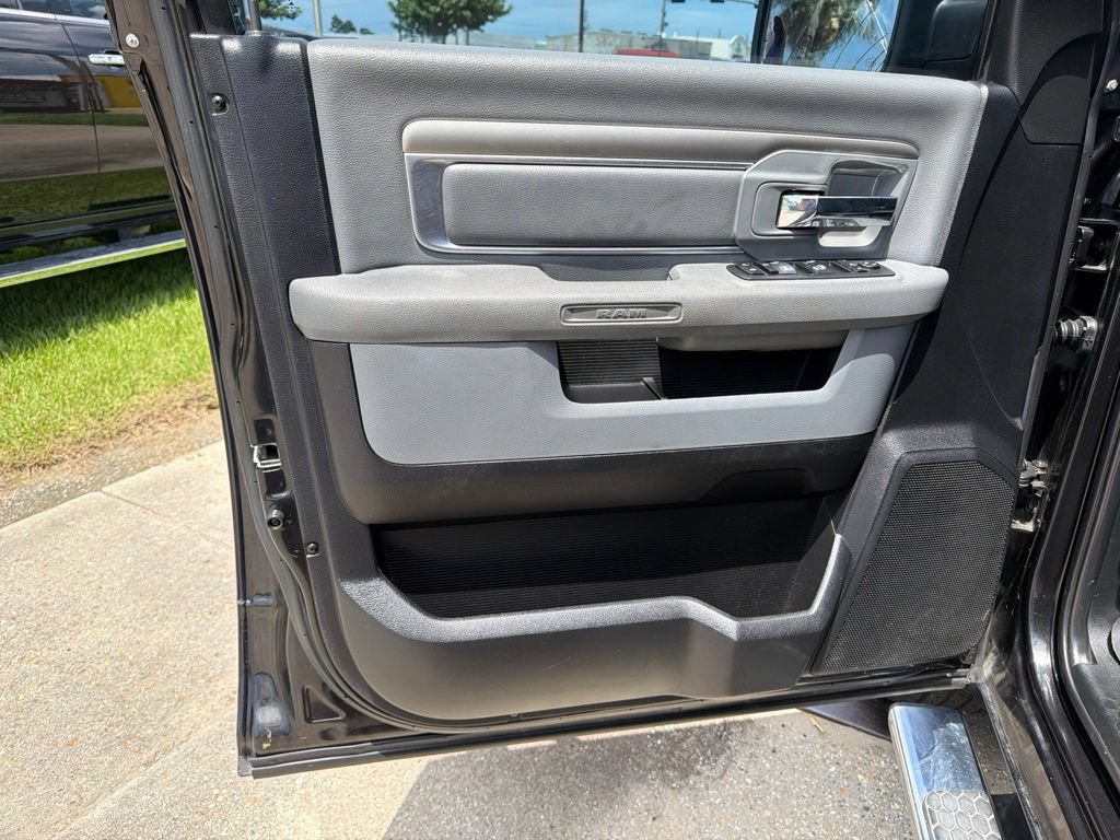Used 2018 RAM 1500 Lone Star RWD image 11