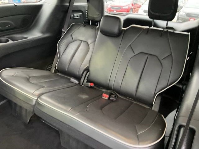 Certified 2022 Chrysler Pacifica Limited w/ S Appearance Package image 22