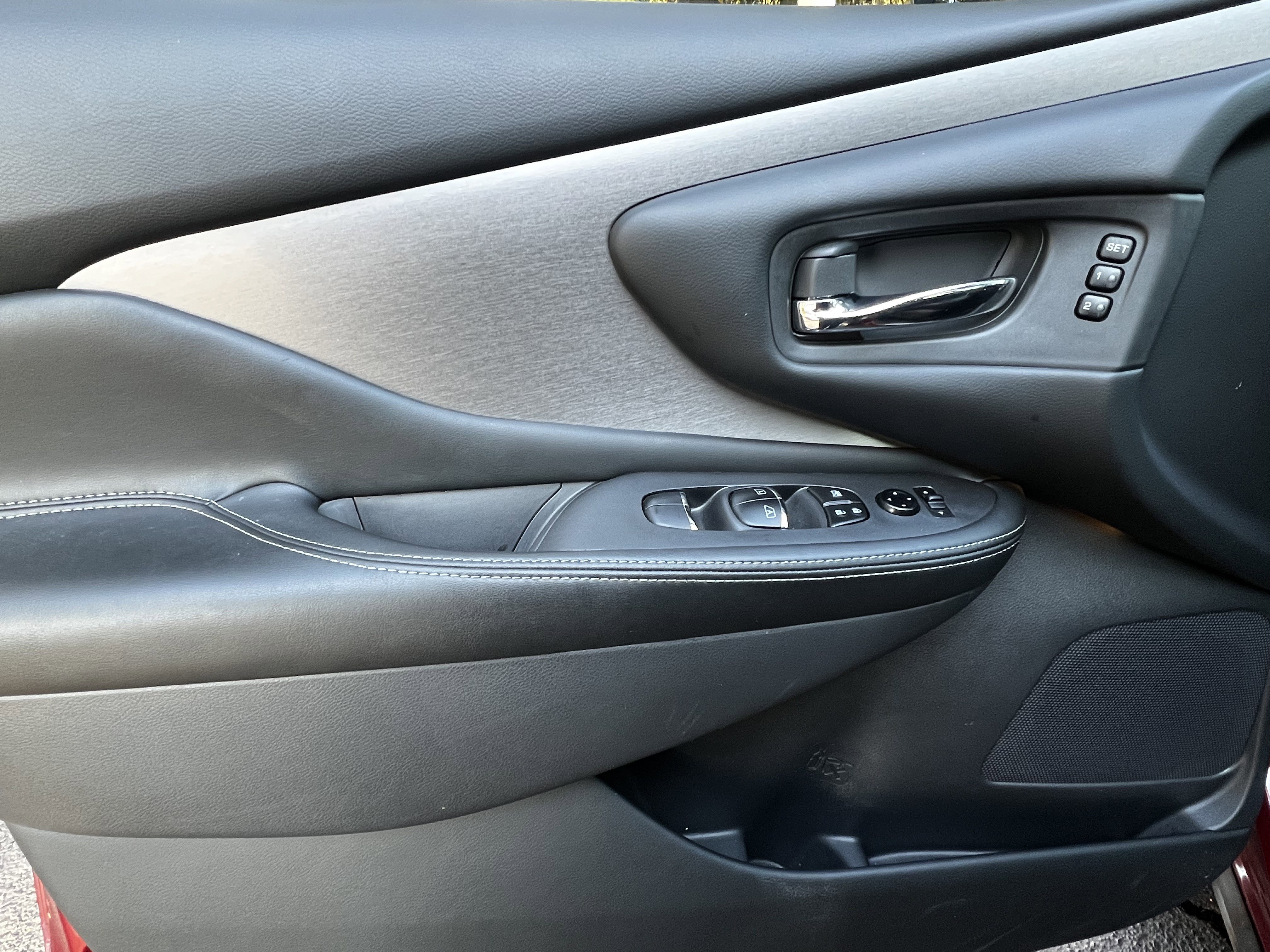 Used 2023 Nissan Murano SL w/ SL Moonroof Package image 13