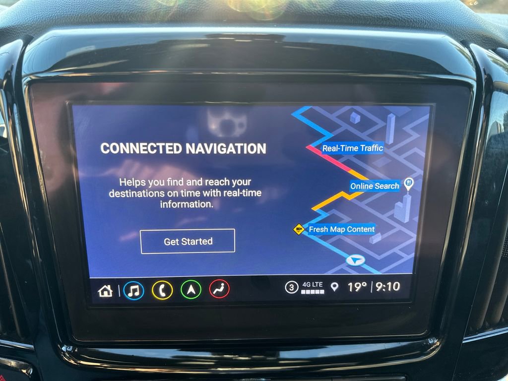 Used 2022 Chevrolet Traverse RS image 20