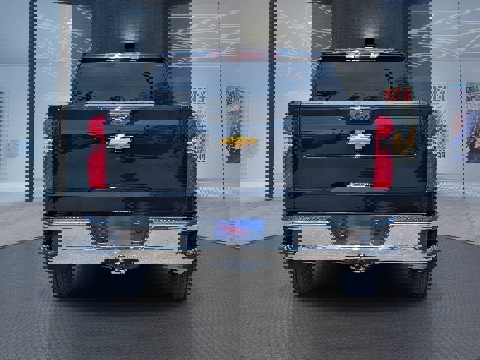 Used 2025 Chevrolet Silverado 1500 LT w/ Protection Package image 5