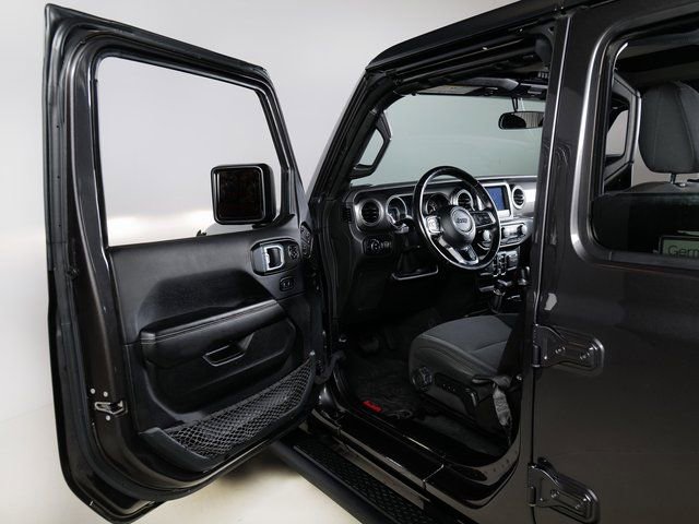 Used 2021 Jeep Gladiator Overland w/ Dual Top Group image 25