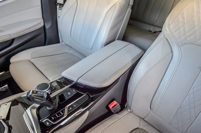 Used 2017 BMW 540i xDrive AWD/4WD image 31