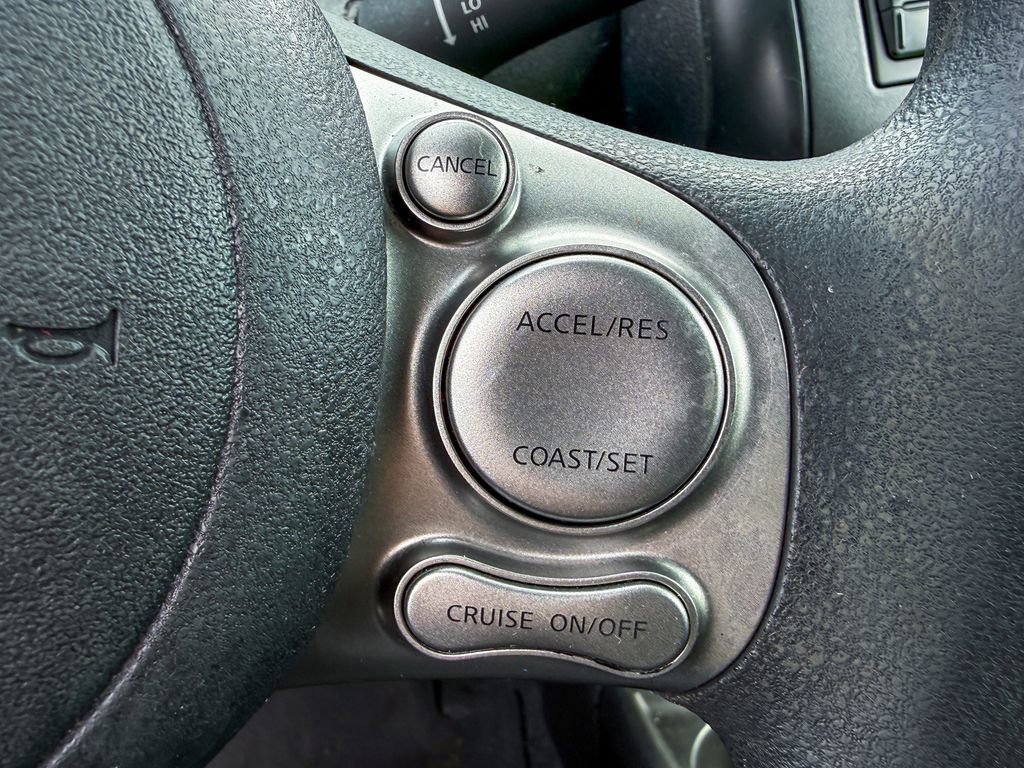 Used 2014 Nissan Versa S Plus image 7