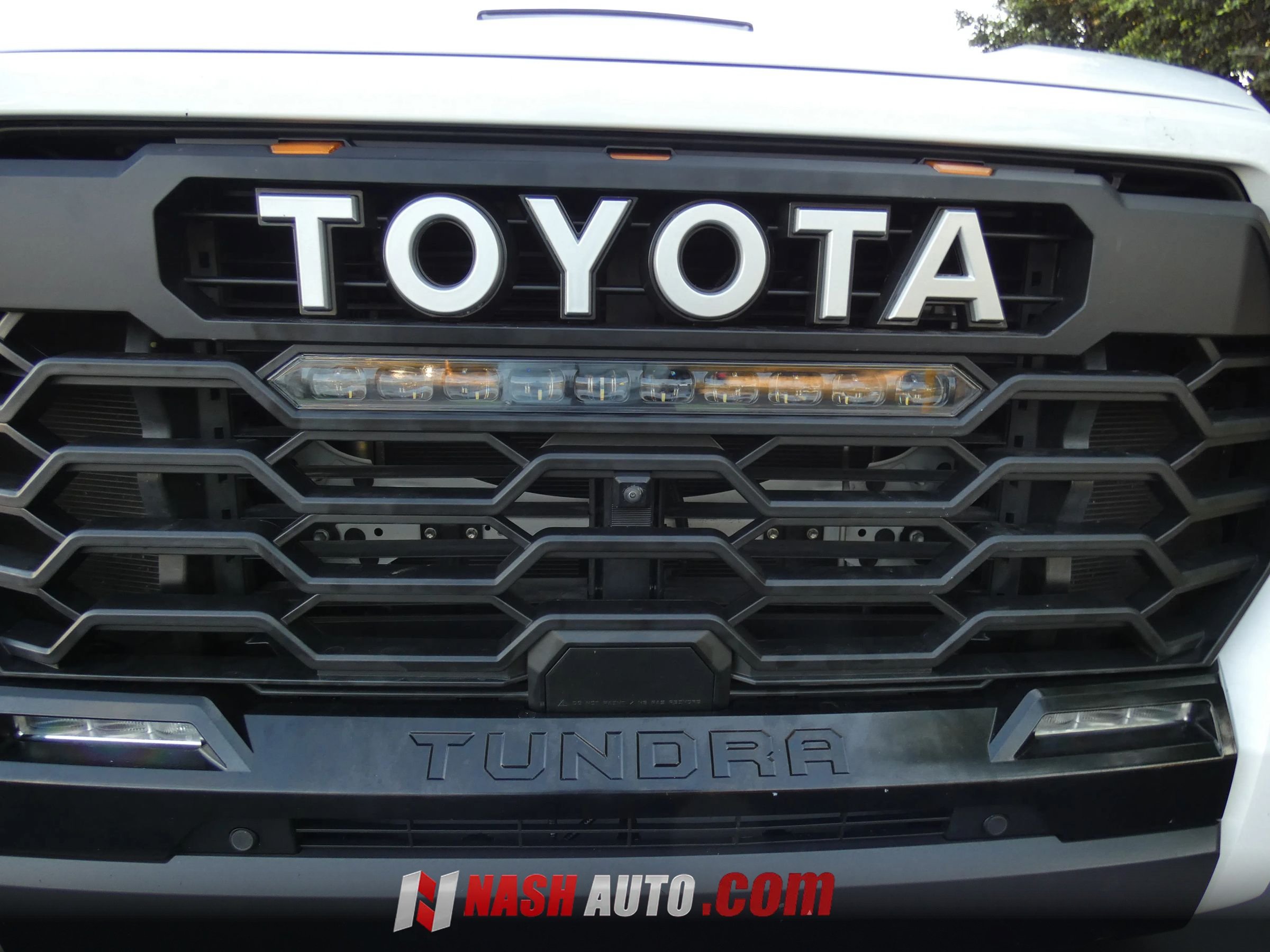 Used 2024 Toyota Tundra Limited AWD/4WD image 20