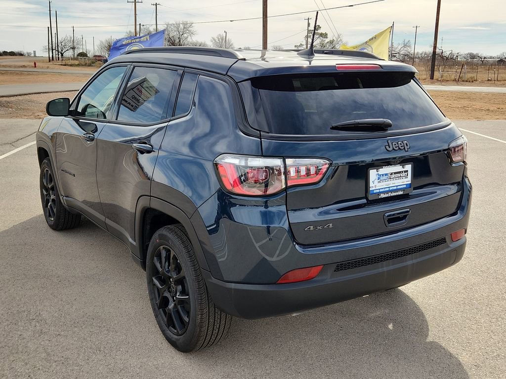 New 2026 Jeep Compass Latitude image 3