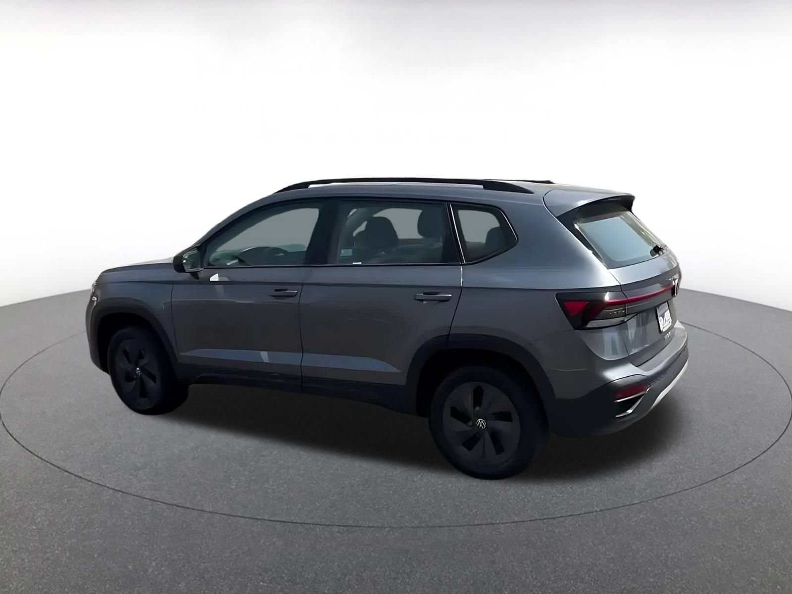 Used 2026 Volkswagen Taos S FWD image 8