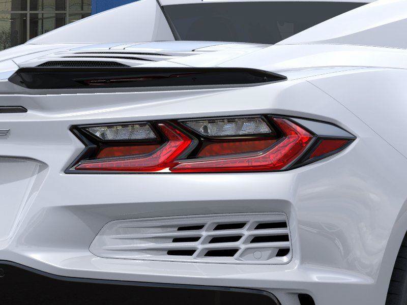 New 2026 Chevrolet Corvette E-Ray w/ ZER Performance Package AWD/4WD image 11