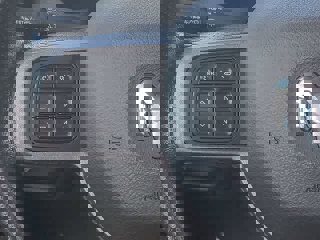 Used 2022 RAM 2500 Tradesman w/ Chrome Appearance Group image 22