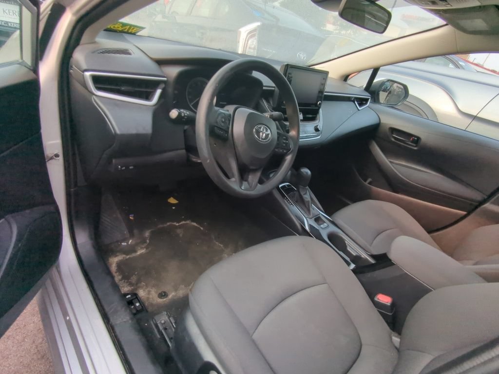 Used 2022 Toyota Corolla LE FWD image 7
